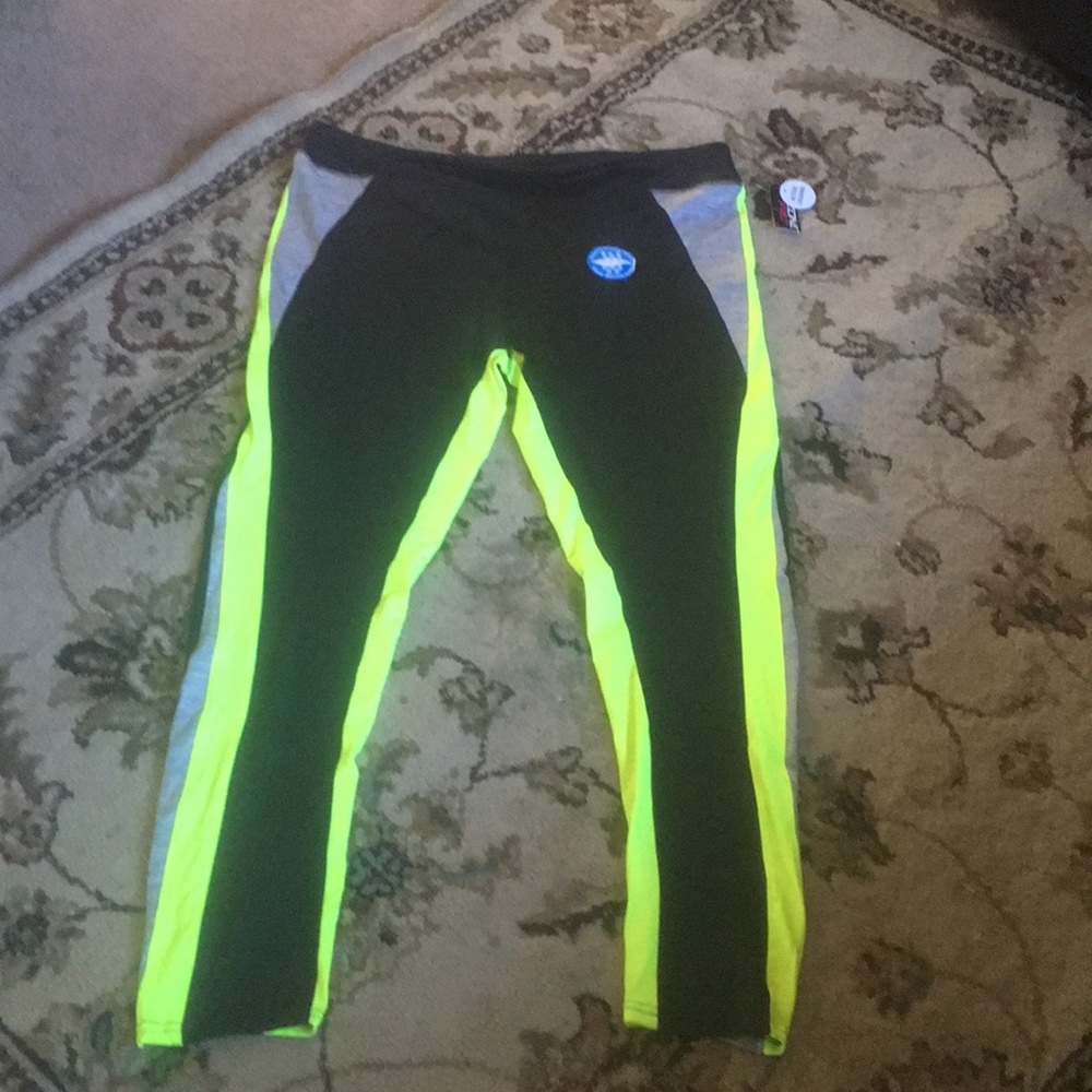 Active leggings